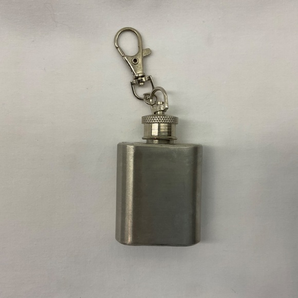 Key Chain Flask - Picture 2 of 3